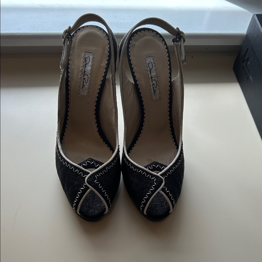 Chic Black Peep-Toe Wedges